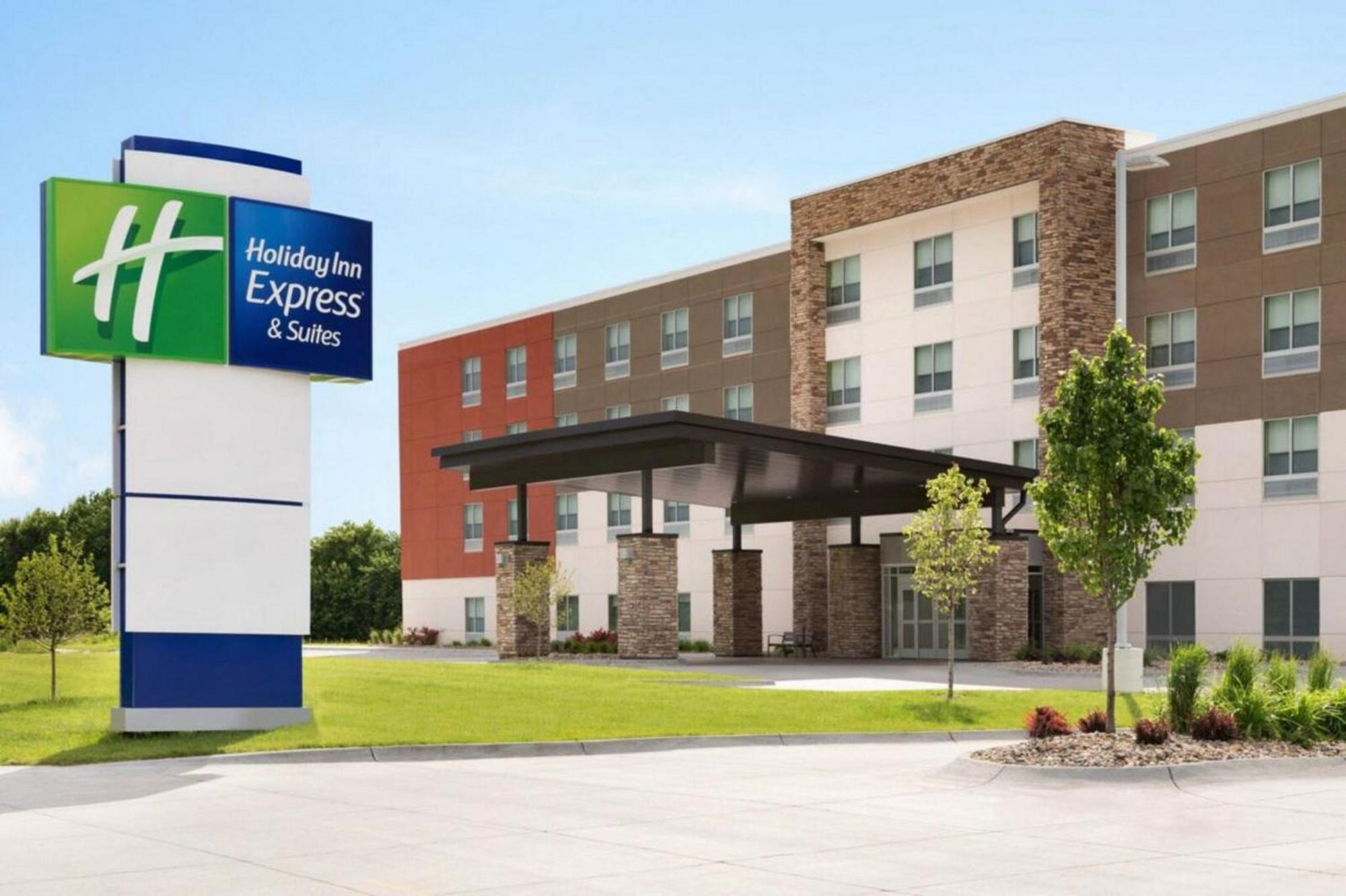 Holiday Inn Express & Suites Mansfield - Ontario By Ihg Экстерьер фото